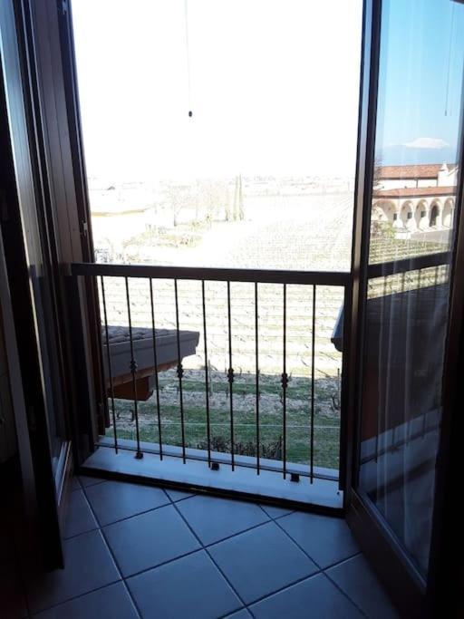 Ferienwohnung Casa Di Michela A Sirmione Con Piscina Exterior foto