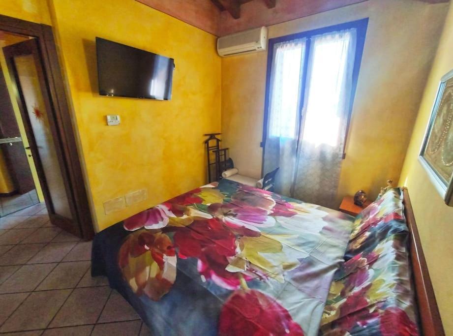 Ferienwohnung Casa Di Michela A Sirmione Con Piscina Exterior foto